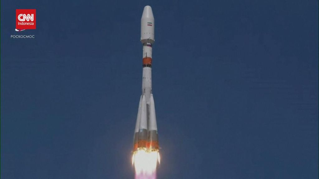 VIDEO: Rusia Bantu Iran Luncurkan Satelit ke Luar Angkasa